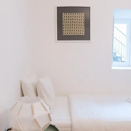 Daire Diogo's Alcantara Ii By Mycelia *